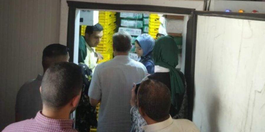 ضبط
      8
      أطنان
      دواجن
      غير
      صالحة
      للاستهلاك
      بالقليوبية
      في
      حملة
      قادتها
      نائب
      المحافظ - تكنو بلس