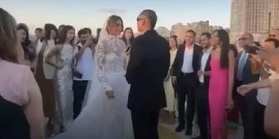 مروان
بابلو
يتزوج
سرًا..
مفاجأة
مدوية
لعشاق
الراب - تكنو بلس