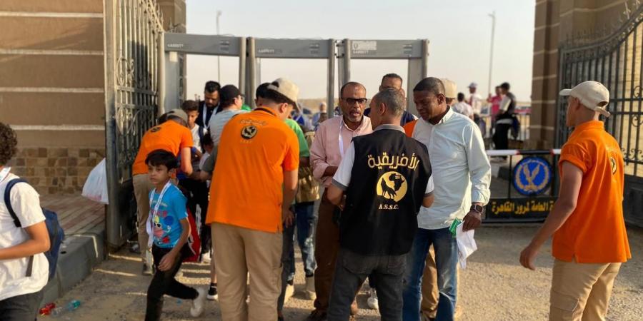 استعدادات
أمنية
مشددة
قبل
قمة
الزمالك
وبيراميدز
في
نهائي
كأس
مصر - تكنو بلس