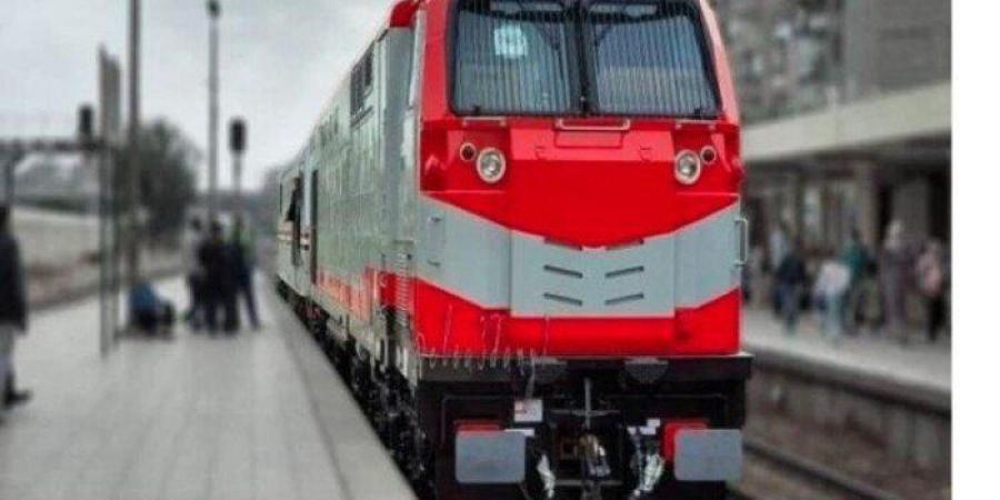 من
      قبلي
      لـ
      بحري..
      مواعيد
      قطارات
      السكة
      الحديد
      اليوم
      الأربعاء
      4
      يونيو
      2025 - تكنو بلس