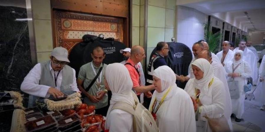بدء
تصعيد
أسر
شهداء
الشرطة
للوقوف
بعرفات
وسط
تيسيرات
كبيرة
من
ادارة
العلاقات
الإنسانية  - تكنو بلس