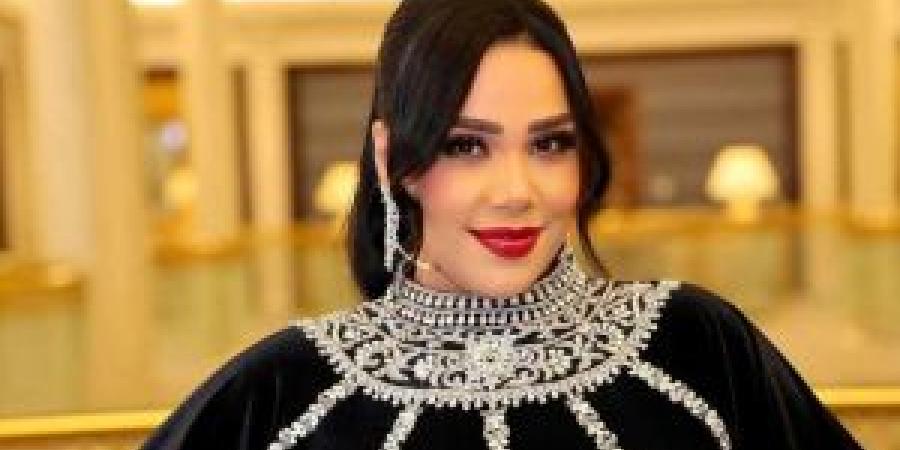 شيماء
      سيف
      تعتذر
      لجمهورها
      في
      الكويت
      ..
      ما
      القصة؟ - تكنو بلس