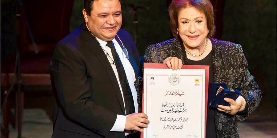 خالد
جلال
ينعي
سميحة
أيوب
بكلمات
مؤثرة - تكنو بلس