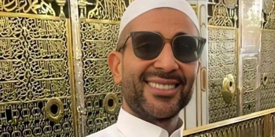 بالفيديو..
      الفنان
      أحمد
      سعد
      يتلو
      القرآن
      من
      المسجد
      النبوي
      ويزيل
      الوشم
      قبل
      الحج - تكنو بلس