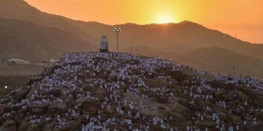 هل
      يجب
      صعود
      جبل
      عرفات
      في
      الحج؟..
      «الإفتاء»
      تحذر - تكنو بلس