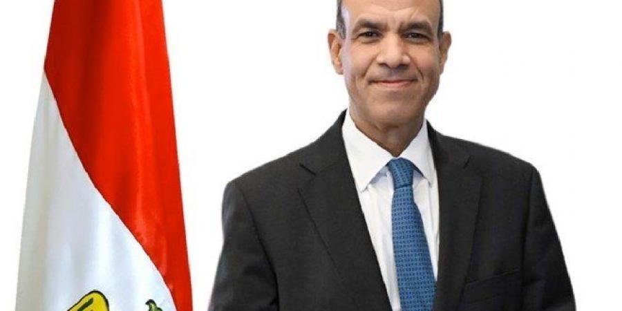 وزير
      الخارجية
      المصري
      يهنئ
      الرئيس
      السيسي
      والشعب
      بعيد
      الأضحى
      المبارك - تكنو بلس