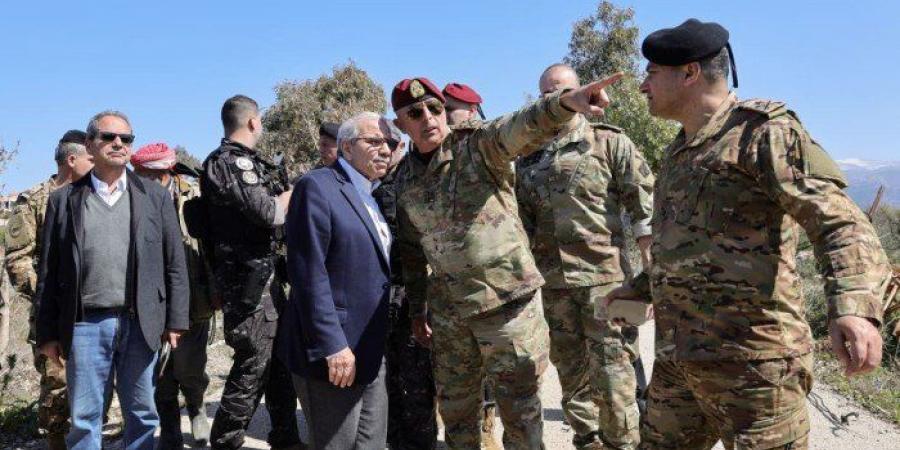 الجيش
      اللبناني
      يحذر
      من
      إمعان
      الاحتلال
      الاسرائيلي
      في
      خرق
      اتفاقية
      وقف
      الأعمال
      العدائية - تكنو بلس
