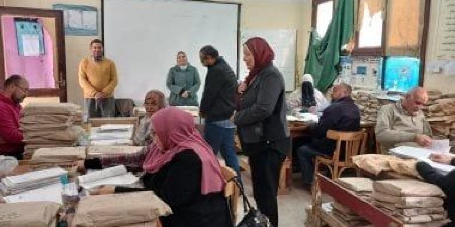 تجهيز 3 قطاعات لتصحيح امتحانات طلاب الشهادة الإعدادية بكفر الشيخ