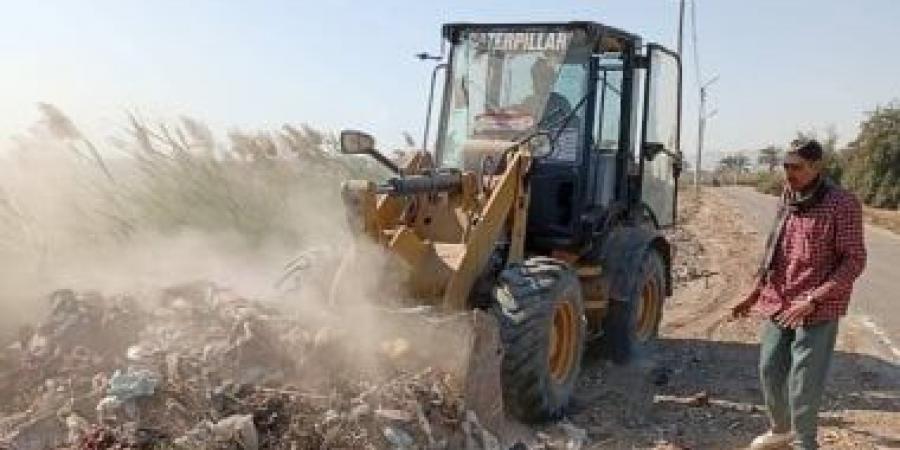 رفع 100طن قمامة ومخلفات بـ7 قرى فى مركز سوهاج خلال ثانى أيام العيد
