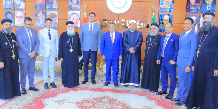 "المصريين
الأحرار"
بالدقهلية
يقيم
ساحات
صلاة
الأضحى
ويوزع
الهدايا
للأطفال - تكنو بلس