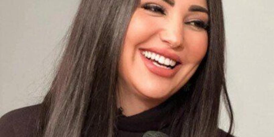 «الدايت
      باظ»..
      نهال
      طايل
      تكشف
      تفاصيل
      احتفالها
      بـ
      عيد
      الأضحى
      (خاص) - تكنو بلس