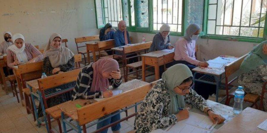 بدء
      قبول
      اعتذارات
      المعلمين
      عن
      امتحانات
      الثانوية
      العامة
      في
      هذا
      الموعد
      (تفاصيل) - تكنو بلس