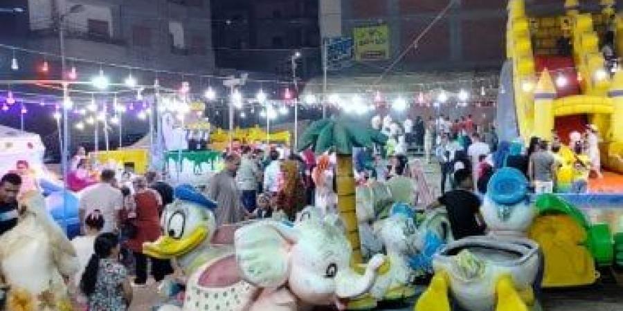 إقبال كبير من المواطنين على الحدائق العامة والرحلات النيلية بالمنصورة