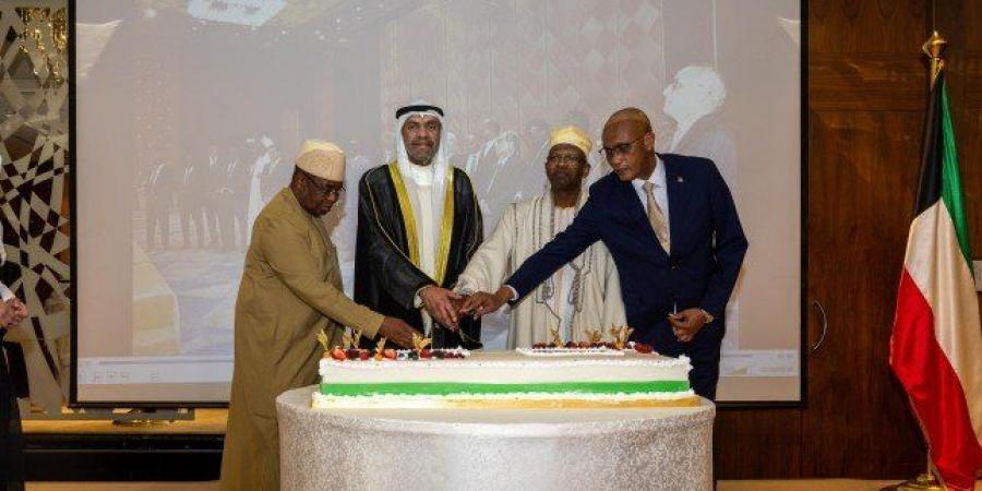وزير
      الخارجية
      الكويتي
      يؤكد
      عمق
      العلاقات
      مع
      الدول
      الافريقية
      والحرص
      على
      تعزيز
      التعاون
      المشترك - تكنو بلس