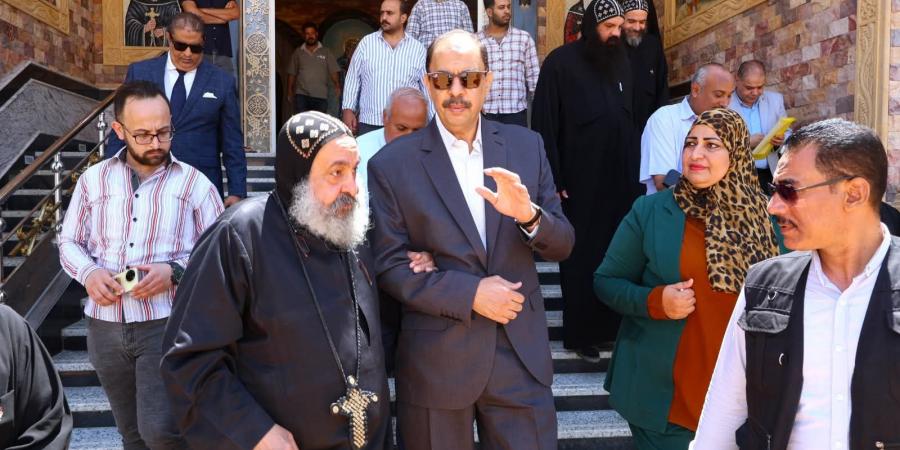 محافظ
سوهاج
في
زيارة
لـ
الدير
الأبيض
و
الدير
الأحمر - تكنو بلس