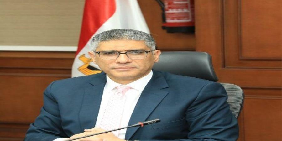محافظ
      الجيزة
      يُهنئ
      أوائل
      الشهادتين
      الابتدائية
      والإعدادية
      الأزهرية - تكنو بلس