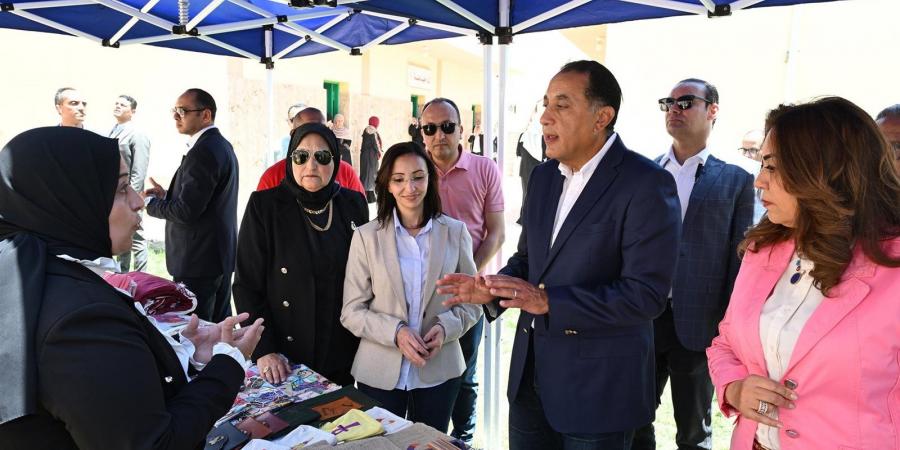 مدبولي
      يؤكد
      أهمية
      جذب
      أكبر
      عدد
      من
      الأطفال
      لمركز
      تنمية
      الأسرة
      بقرية
      زاوية
      صقر - تكنو بلس