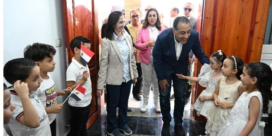 رئيس
الوزراء
يتفقد
مركز
تنمية
الأسرة
والطفل
بزاوية
صقر - تكنو بلس