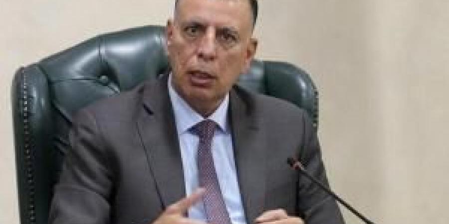 وزير
      الداخلية:
      القوات
      المسلحة
      تواصل
      عملها
      لحماية
      المملكة
      ..
      ولا
      داع
      للهلع - تكنو بلس