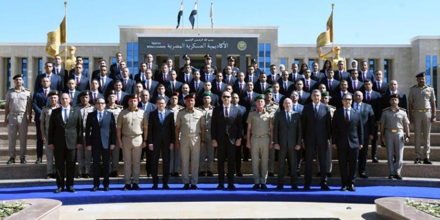 الأكاديمية العسكرية تحتفل بتخرج الدورة التدريبية الرابعة لأعضاء هيئة الرقابة الإدارية   - تكنو بلس