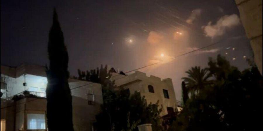 عاجل|
      جيش
      الاحتلال
      الإسرائيلي
      يعلن
      إصابة
      7
      جنود
      نتيجة
      سقوط
      صاروخ
      إيراني - تكنو بلس