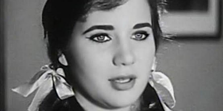 زبيدة
ثروت..والدتها
حفيدة
سلطان
مصر
والأب
رفض
دخولها
الفن - تكنو بلس