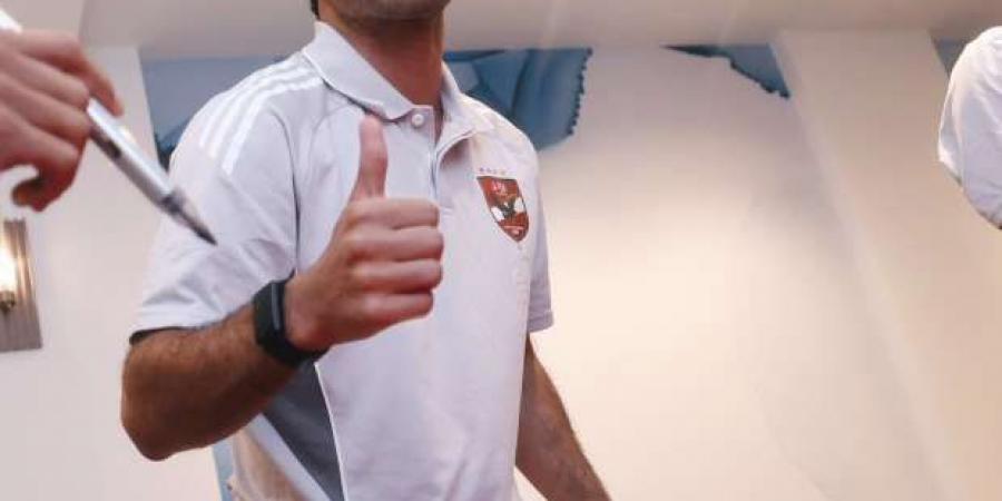 ريبيرو
      يفاجئ
      زيزو
      أمام
      إنتر
      ميامي
      في
      افتتاح
      كأس
      العالم
      للأندية - تكنو بلس