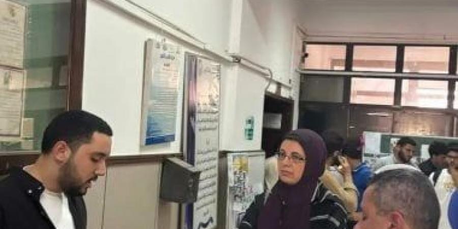 كلية الطب جامعة القناة تفتح نافذة للإبداع في "اليوم الفني لتاريخ الطب"