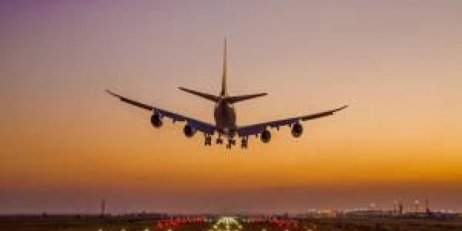 الأردن
      يغلق
      أجواءه
      أمام
      حركة
      الطيران
      حتى
      إشعار
      آخر - تكنو بلس