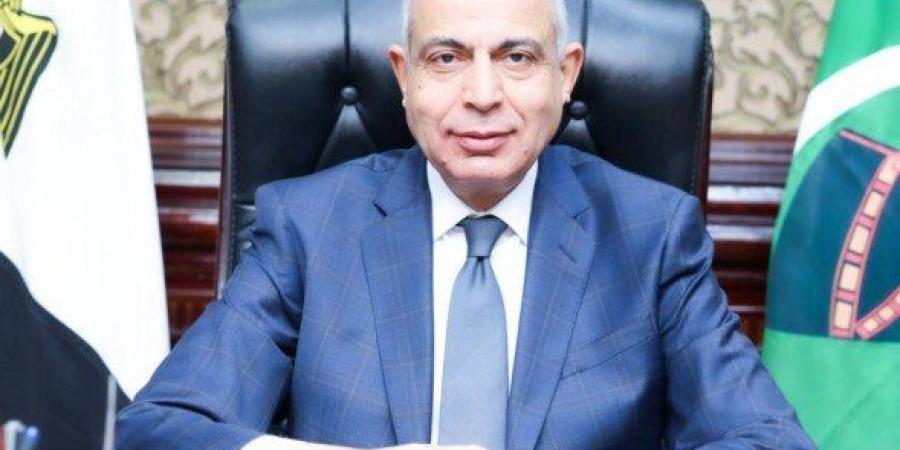 «لا
      رجعة
      عن
      الترشيد»..
      المنيا
      تبدأ
      تطبيق
      خطة
      شاملة
      لتوفير
      الكهرباء
      والوقود - تكنو بلس