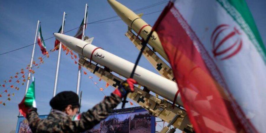 «المغادرة
      فورًا»..
      الحرس
      الثوري
      الإيراني
      يرسل
      تحذيرات
      لسكان
      الأراضي
      المحتلة - تكنو بلس
