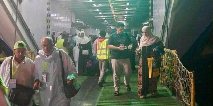 غرفة
      عمليات
      السياحة
      تواصل
      متابعتها
      لعودة
      الحجاج - تكنو بلس