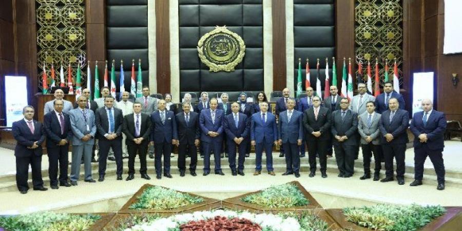 الأكاديمية
      العربية
      ومحكمة
      الإسكندرية
      الاقتصادية
      تطلقان
      ورشة
      عمل
      مشتركة
      حول
      التحول
      الرقمي - تكنو بلس
