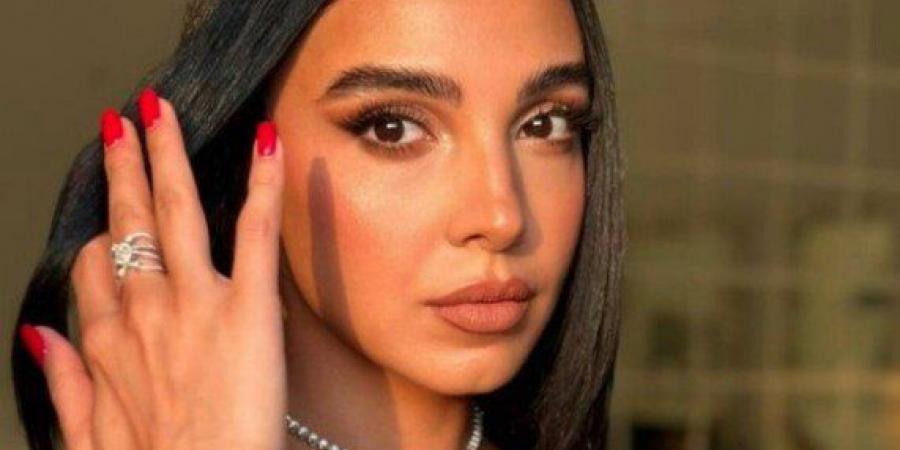 سلمى
      أبو
      ضيف
      في
      ضيافة
      «صاحبة
      السعادة»
      بهذا
      الموعد
      |
      فيديو - تكنو بلس