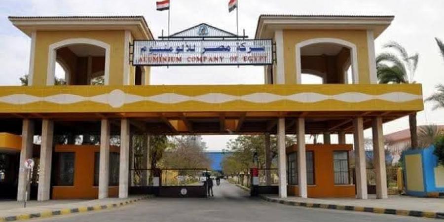 «كيما»
      و«إيجبتالوم»
      في
      قائمة
      أقوى
      50
      شركة
      بالسوق
      المصرية
      2025 - تكنو بلس
