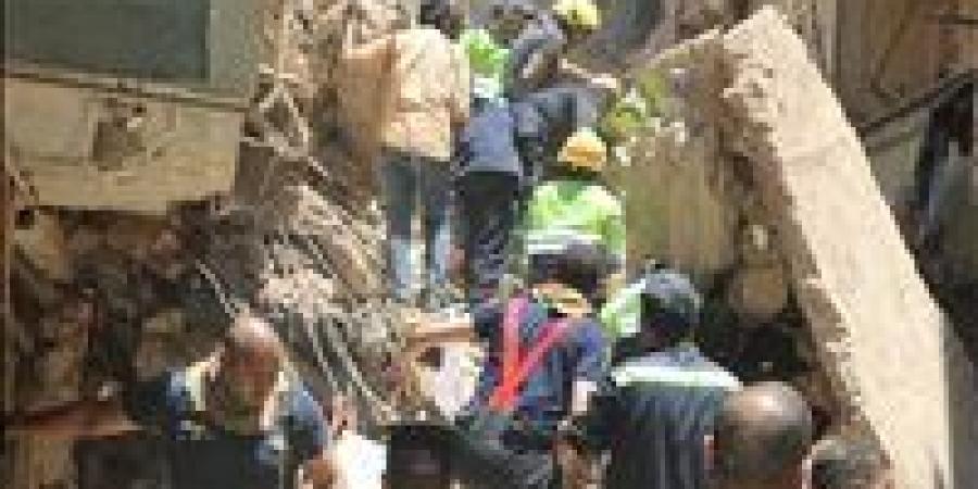 استمرار
      عمليات
      البحث
      عن
      مفقودين
      أسفل
      عقارين
      منهارين
      بحدائق
      القبة - تكنو بلس