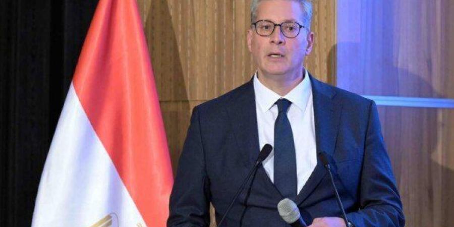 «البترول»:
      تعاقدنا
      على
      60
      شحنة
      من
      الغاز
      الطبيعي
      تجنبا
      لتخفيف
      الأحمال
      خلال
      الصيف - تكنو بلس